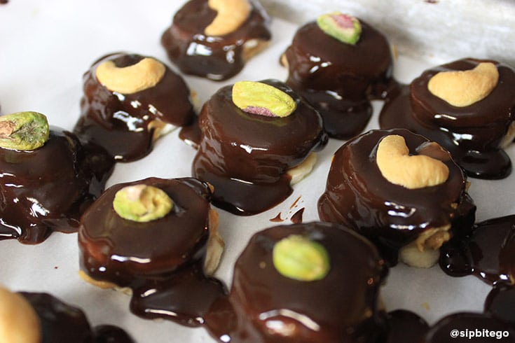 Healthy snacks like these peanut butter and chocolate banana bites are perfect for summer.