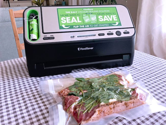 Here's a trick for keeping the opening of your Vacuum seal or Ziploc bag  clean when filling : r/sousvide