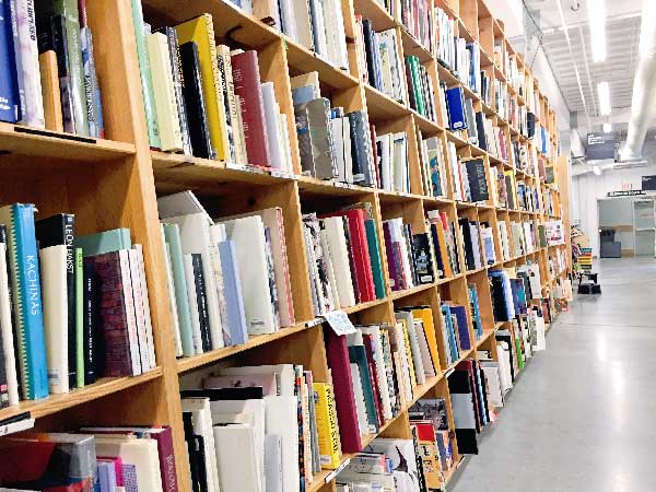 Powell's Books in Portland book cases filled with books in the psychology section