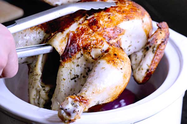 How to slow cook a whole chicken in the crock pot
