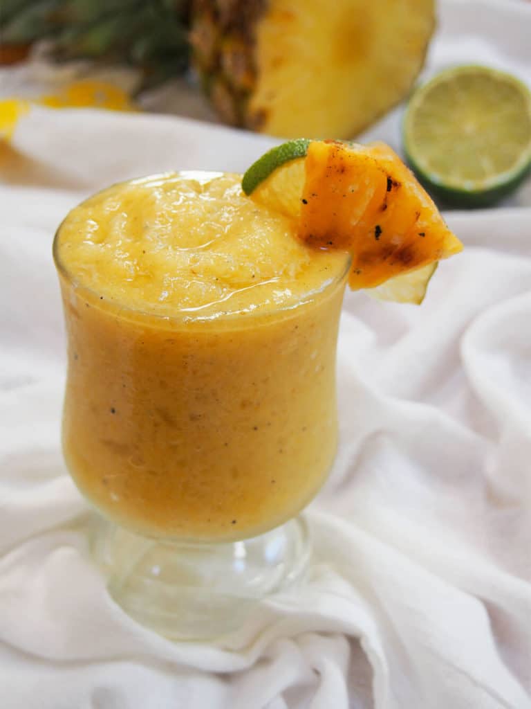 Tropical cocktail for Frozen Pineapple Daiquiri