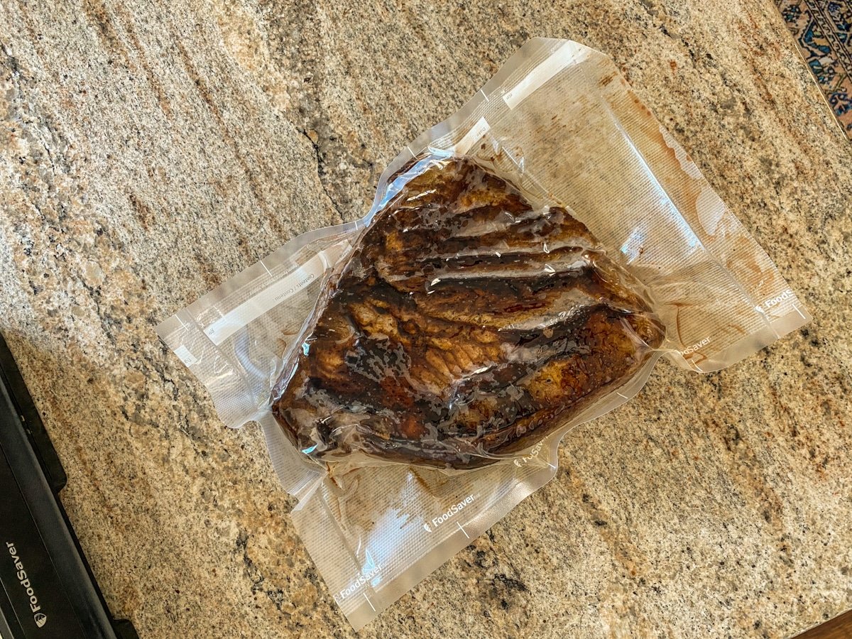 https://sipbitego.com/wp-content/uploads/2020/03/sous-vide-brisket-sip-bite-go_2312-vacuum-sealed.jpg