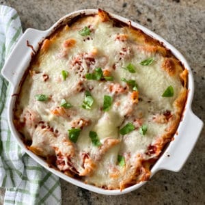 Cheesy Baked Rigatoni With Ground Beef