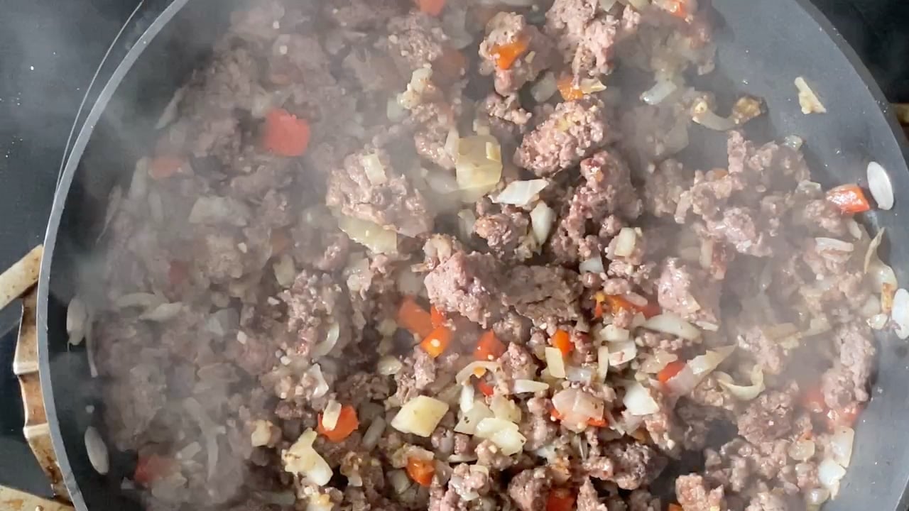 Italian ground beef filling for shells