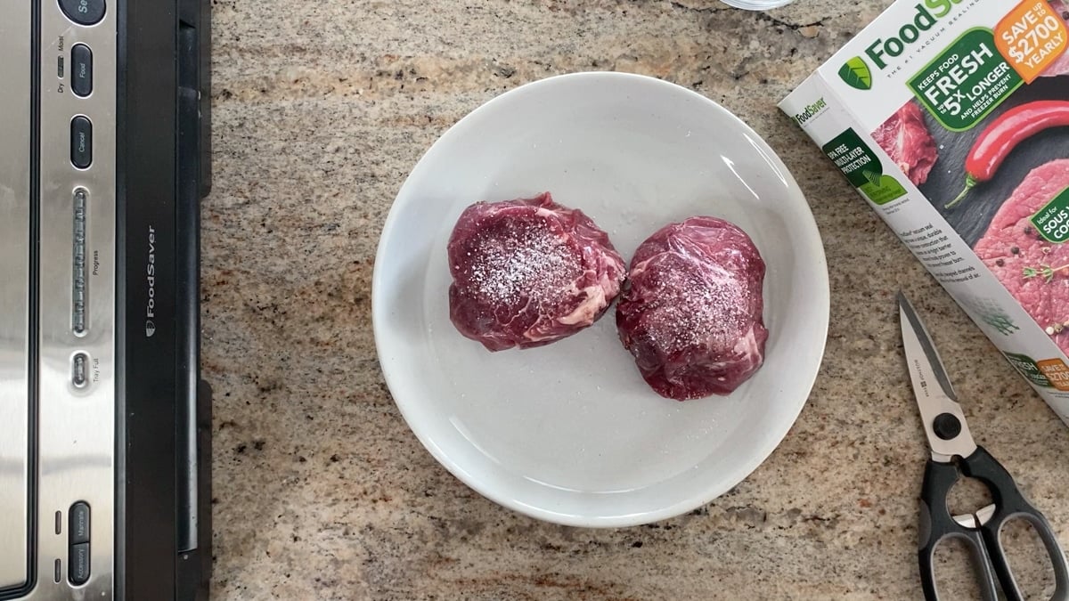 seasoned filet mignon steaks