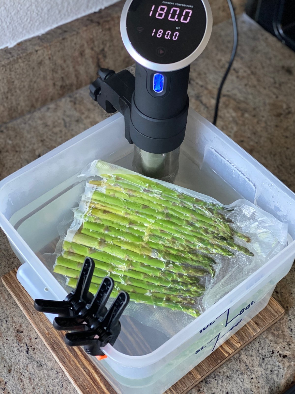 sous vide asparagus with anova sous vide machine