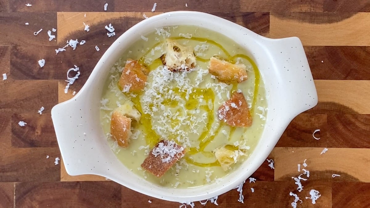 croutons in soup with parmesan cheese