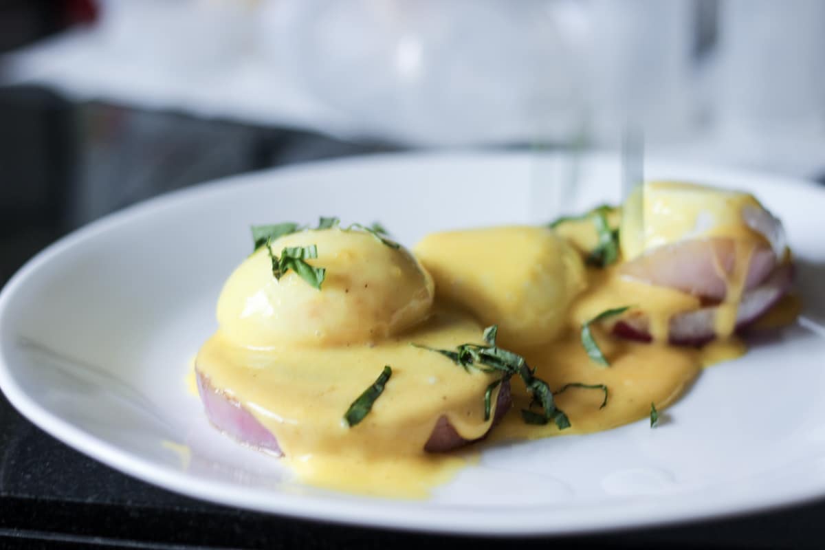 Breakfast with Eggs Benedict, Sous-Vide Style