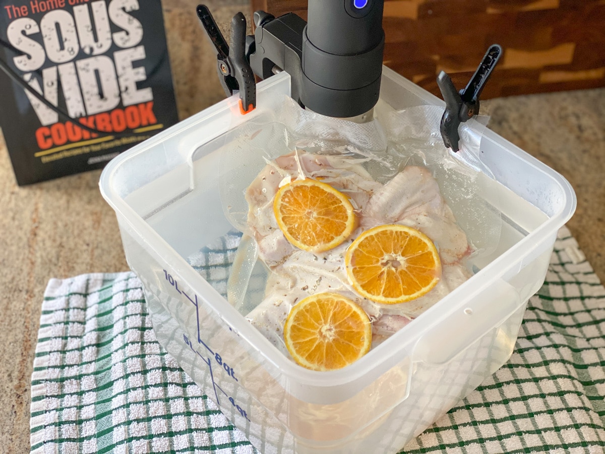 sous viding whole roast chicken with oranges with The Home Chef's Sous Vide Cookbook