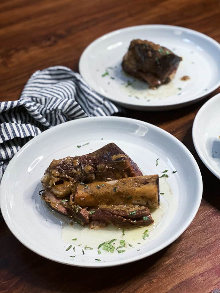 https://sipbitego.com/wp-content/uploads/2021/03/Sous-Vide-Instant-Pot-Recipe-For-Beef-Short-Ribs-768x1024.jpg