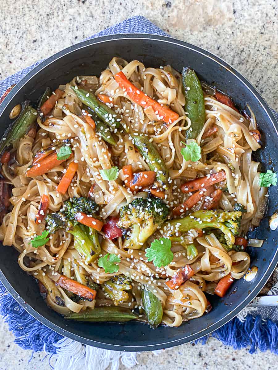 Top Down Shot of Stir Fry Vegetables With Noodles in A Pan.
