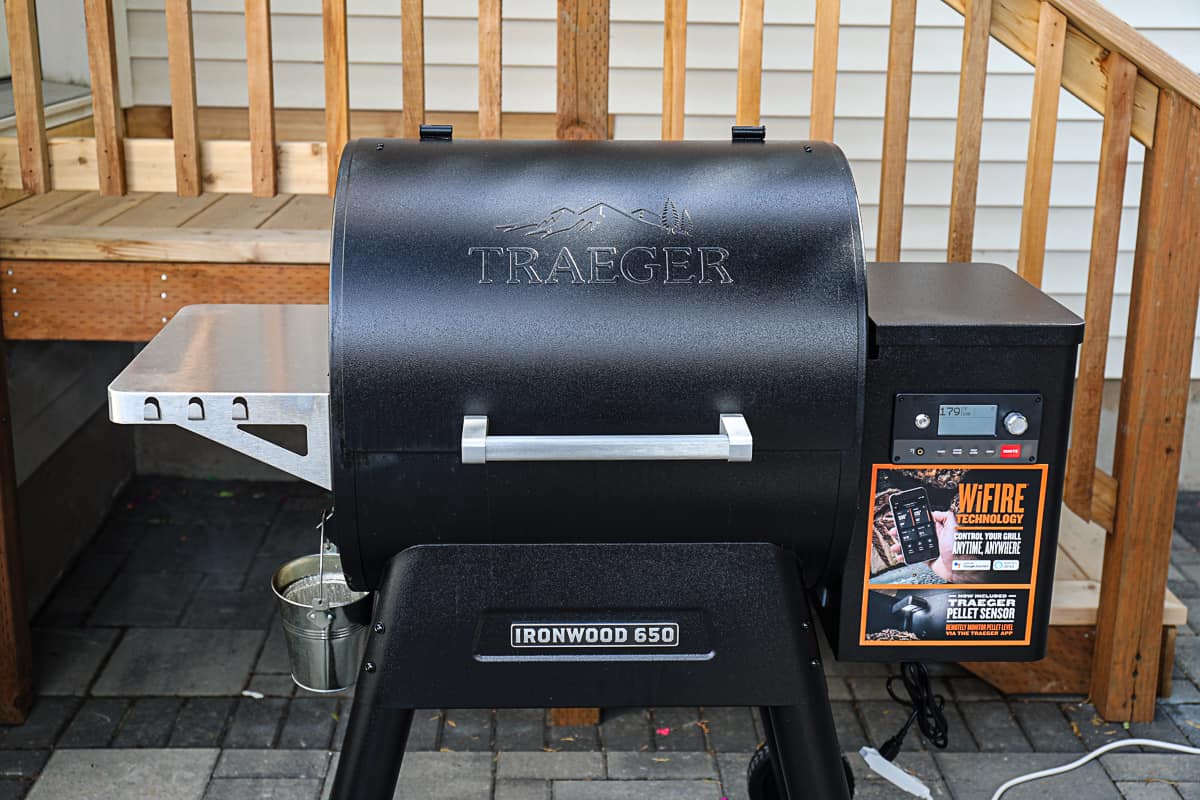 Preheating Traeger pellet grill ironwood 65.