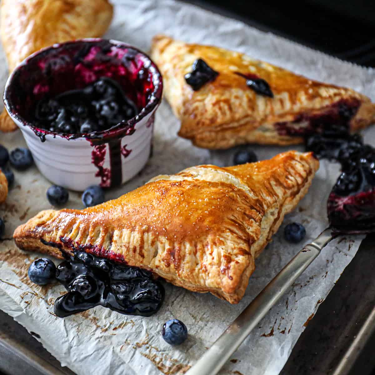 Blueberry Turnovers With Puff Pastry