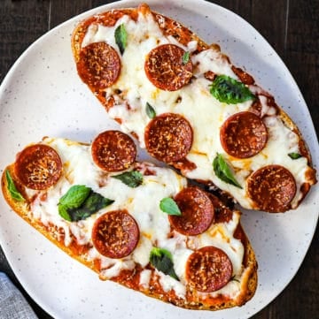 Easy French Bread Pizza Recipe With Pepperoni