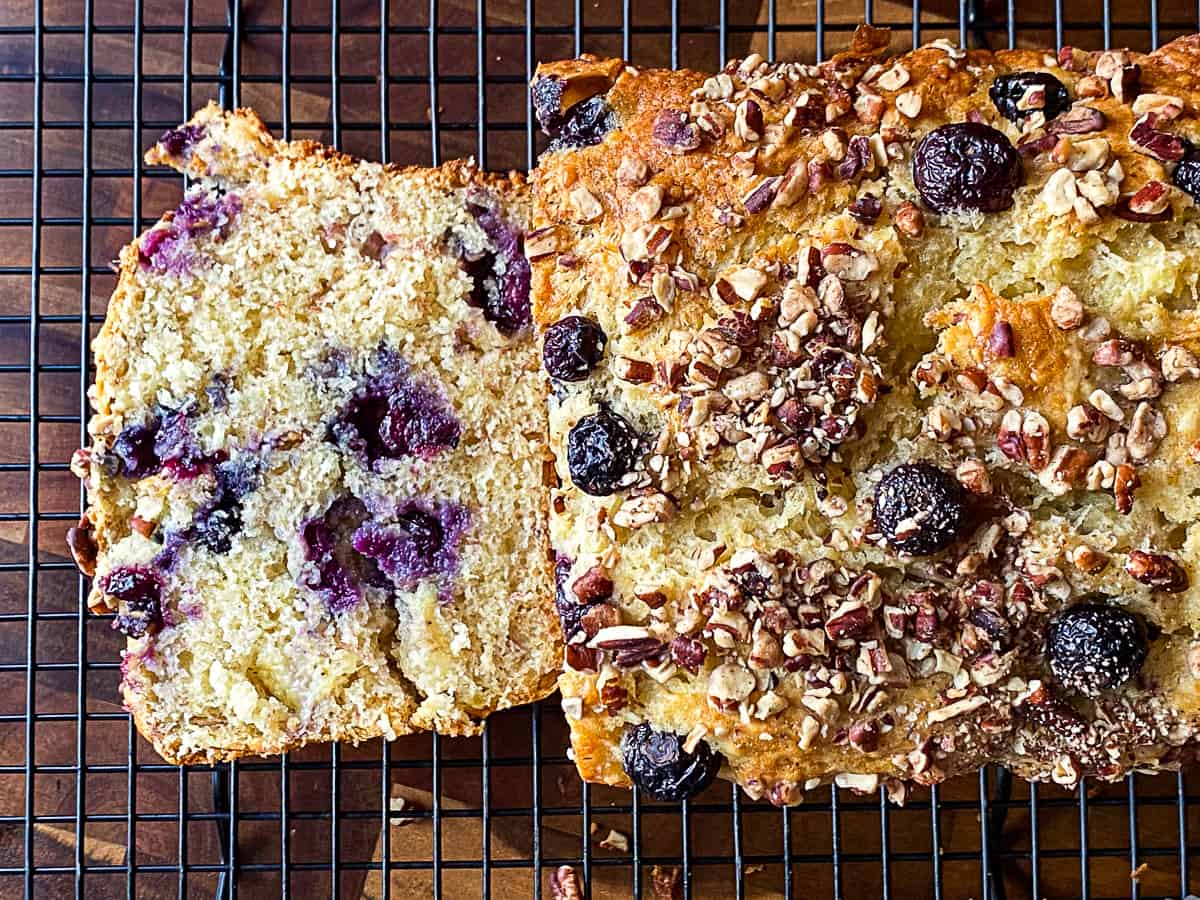 Moist Blueberry Banana Bread With nuts