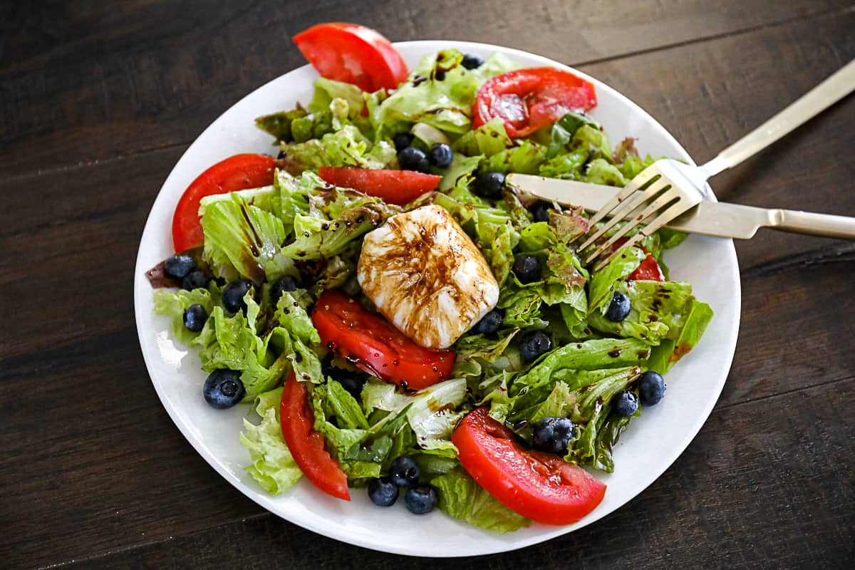 Summer side salad recipe with blueberries.