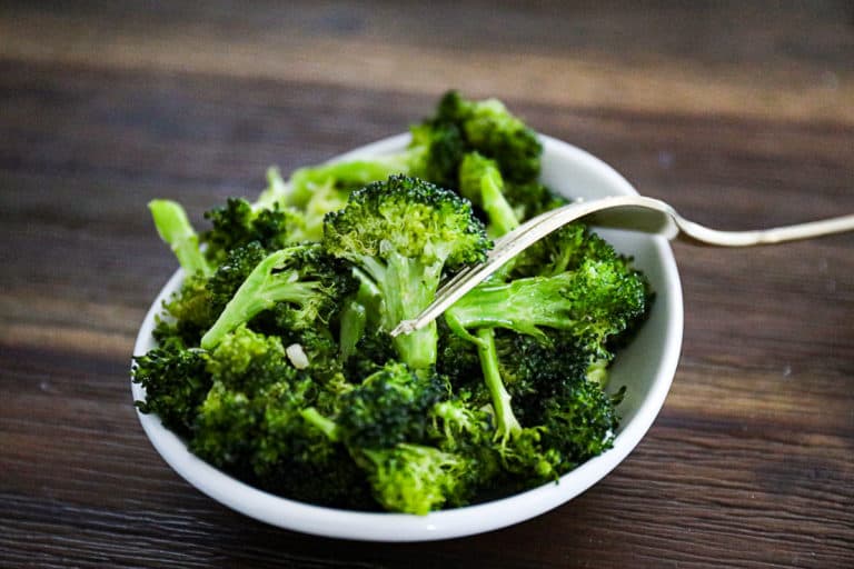 Easy Air Fryer Broccoli (Fresh or Frozen) - Sip Bite Go