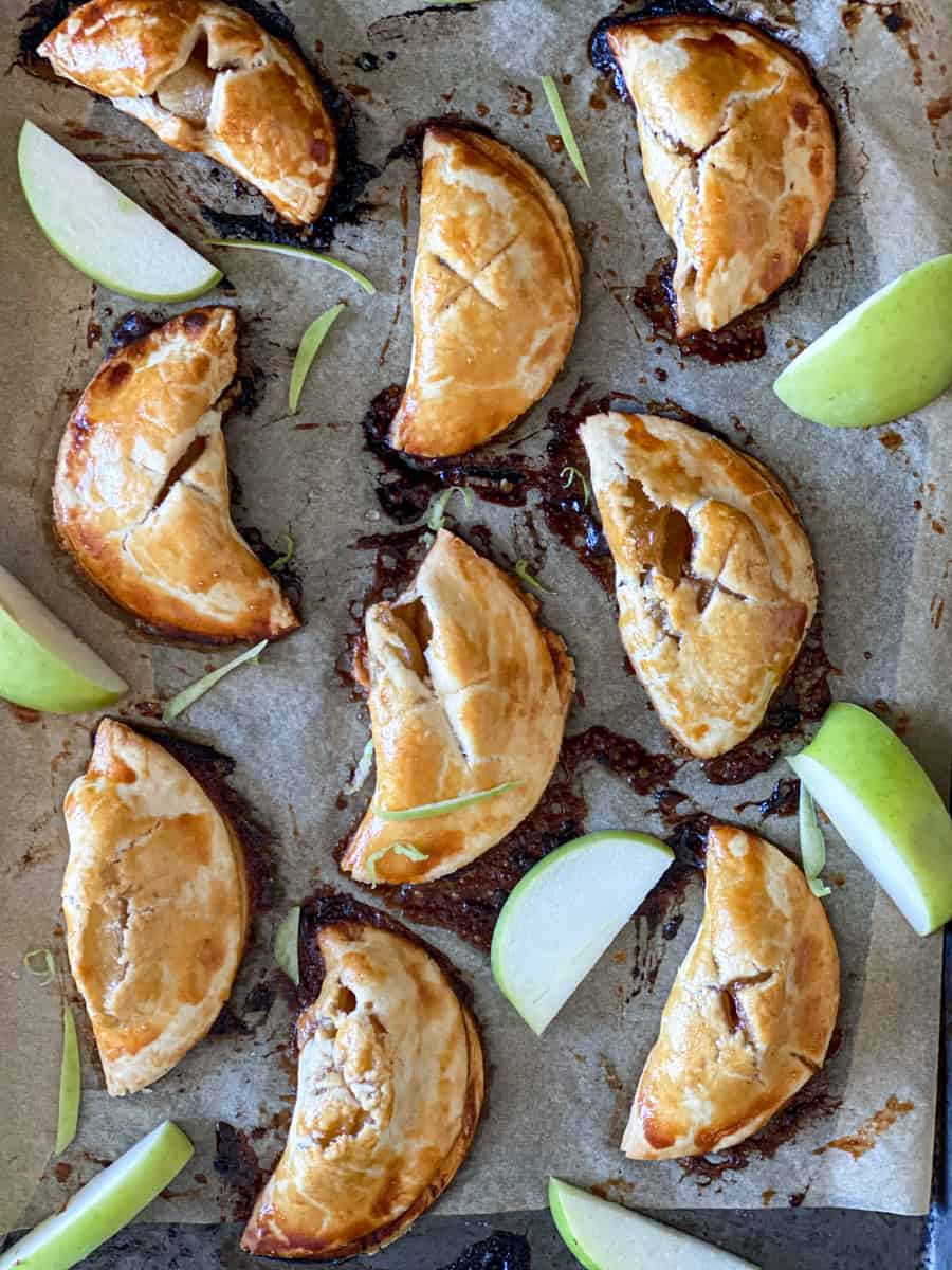 Mini apple pies