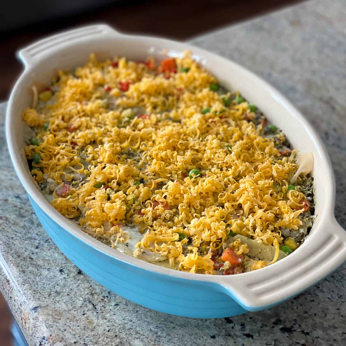 Potatoes ​​au gratin thanksgiving casserole dish