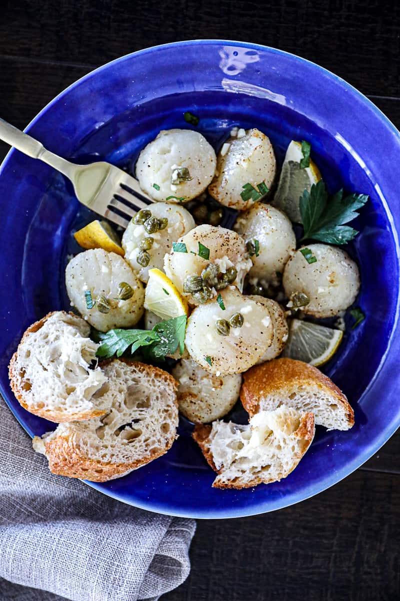 Air fried seafood dish with scallops and butter sauce