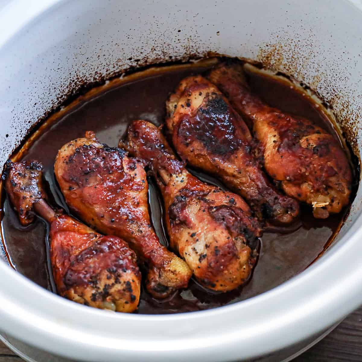 transfusion Bogholder fortryde SO EASY! Slow Cooked Crock Pot BBQ Chicken Drumsticks - Sip Bite Go