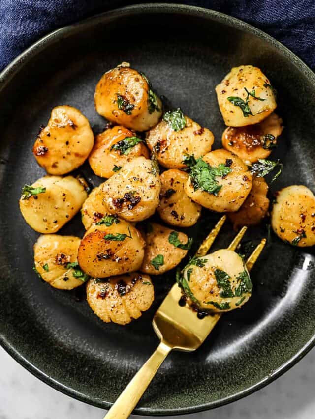 Smoked Scallops With Garlic Butter Sauce