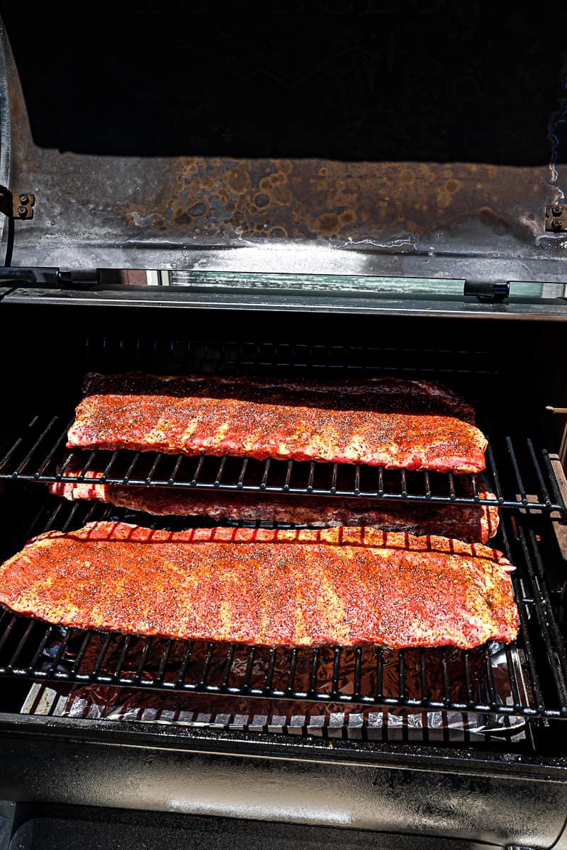 Traeger Smoking St Louis Pork Ribs