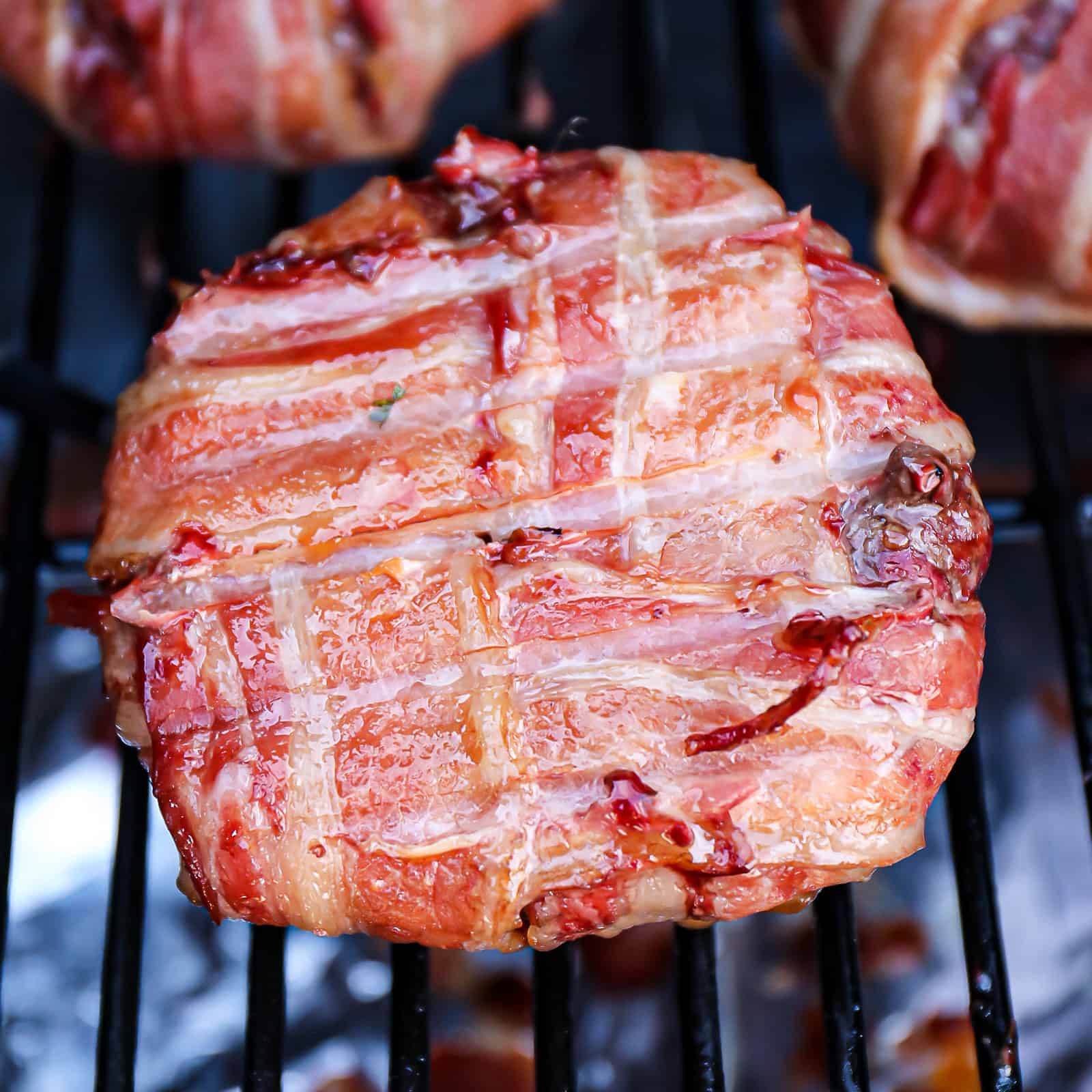 Smoked Bacon Wrapped Burgers Stuffed With Cheese Traeger Juicy Lucy Style