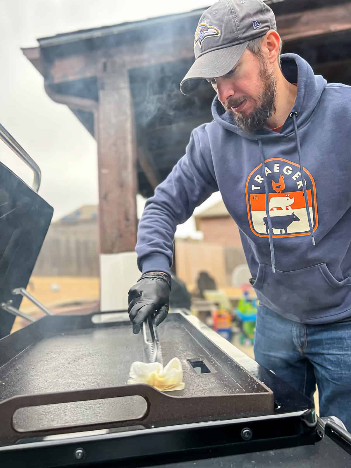 Traeger Flatrock Grill REVIEW (Flat Top Griddle) - Sip Bite Go