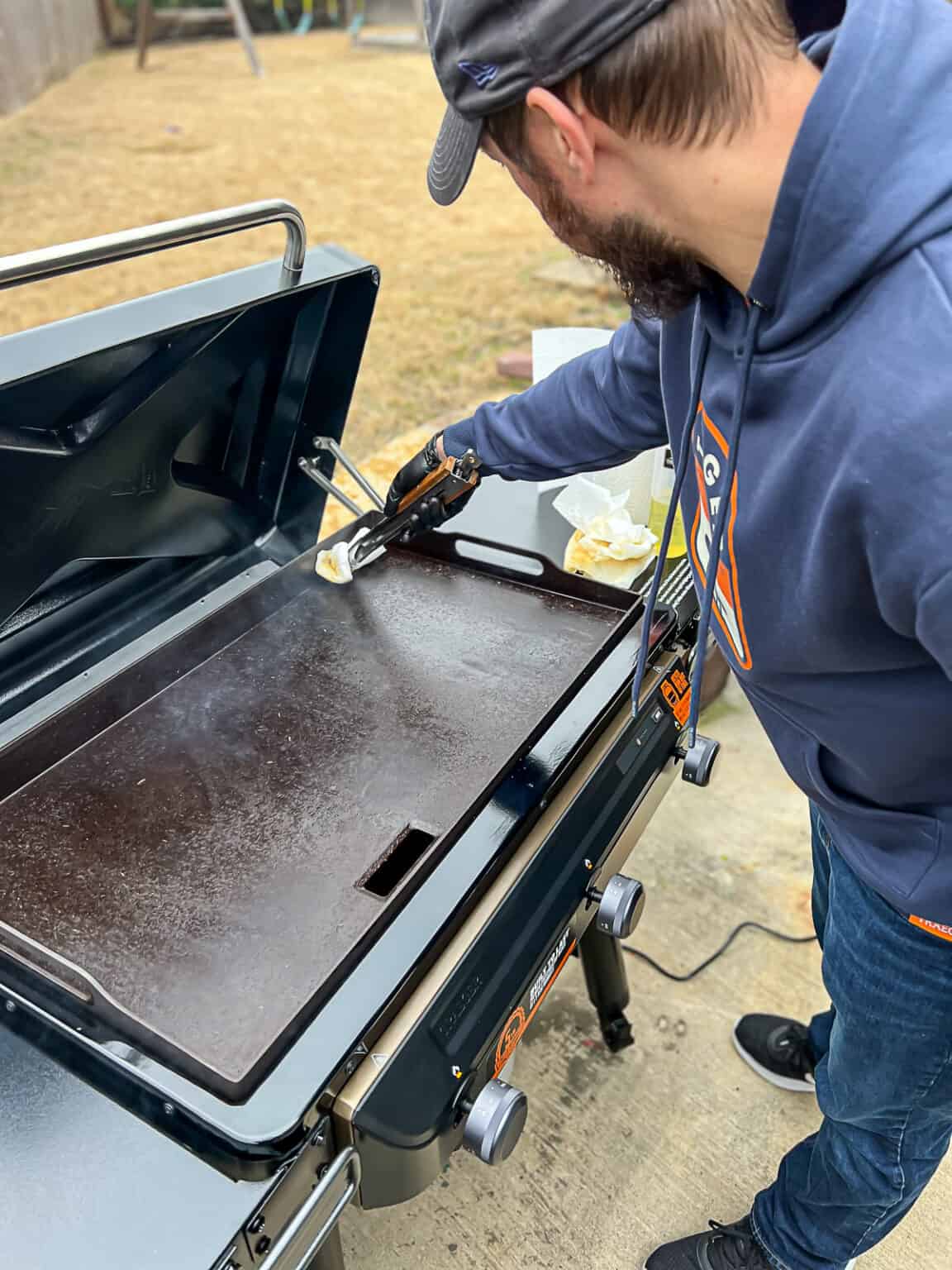 First Time Seasoning Traeger Flatrock Griddle Grill Sip Bite Go