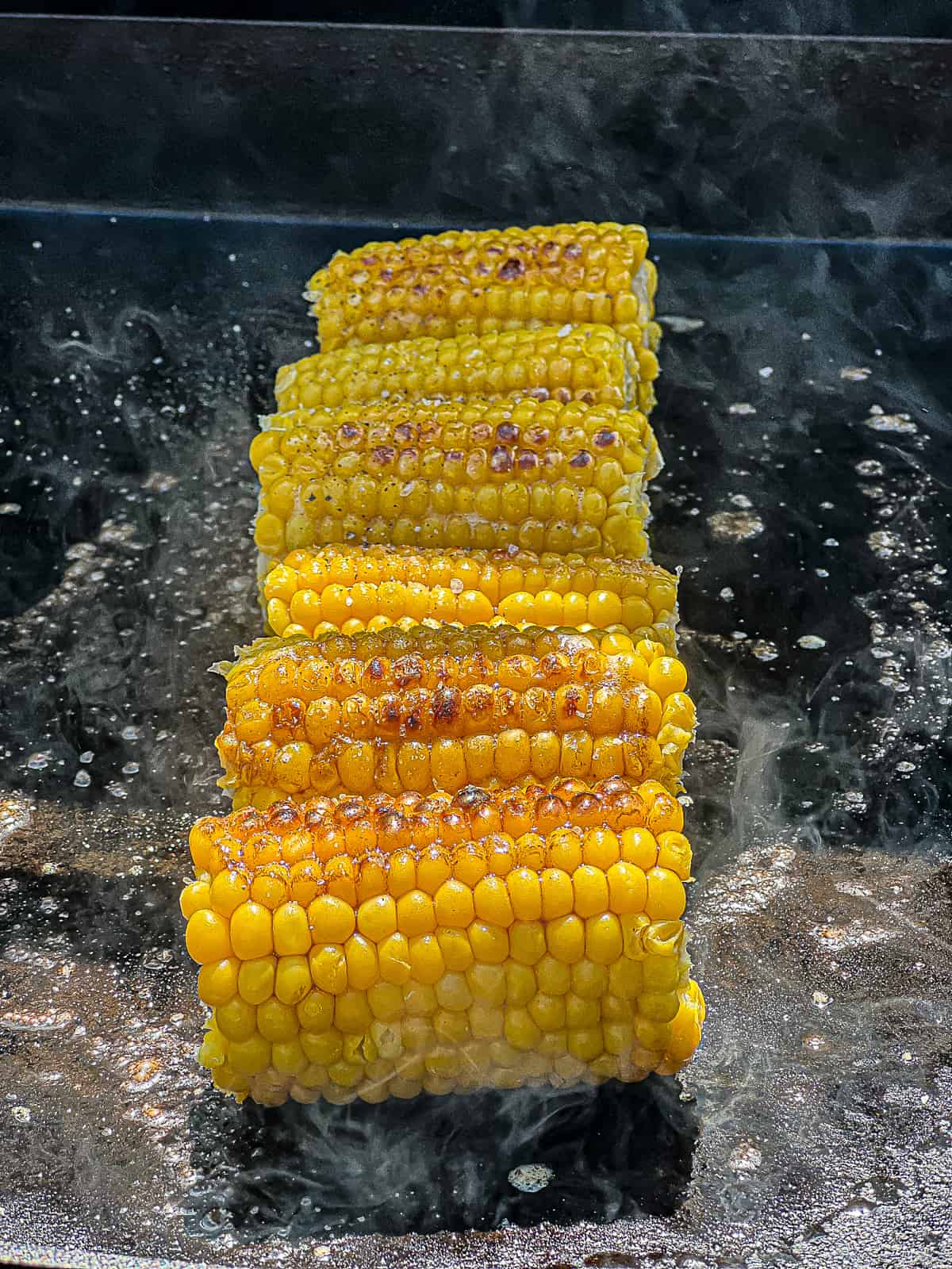 Cooking Corn On The Cob on Traeger Flatrock Griddle