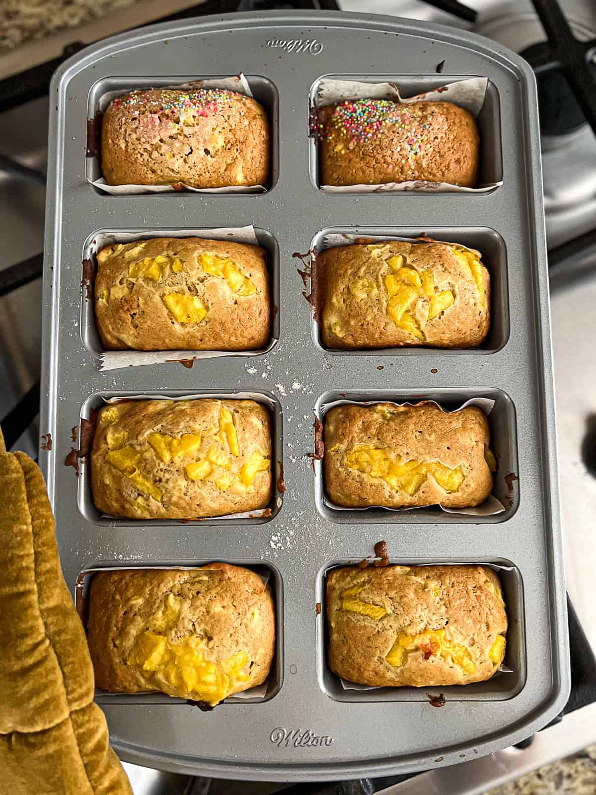 8 Mini Loaf Pan Peach Cake Loaves