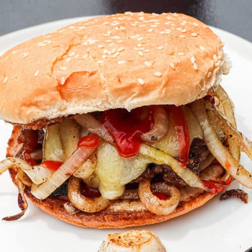 Griddled ¼ lb burger
