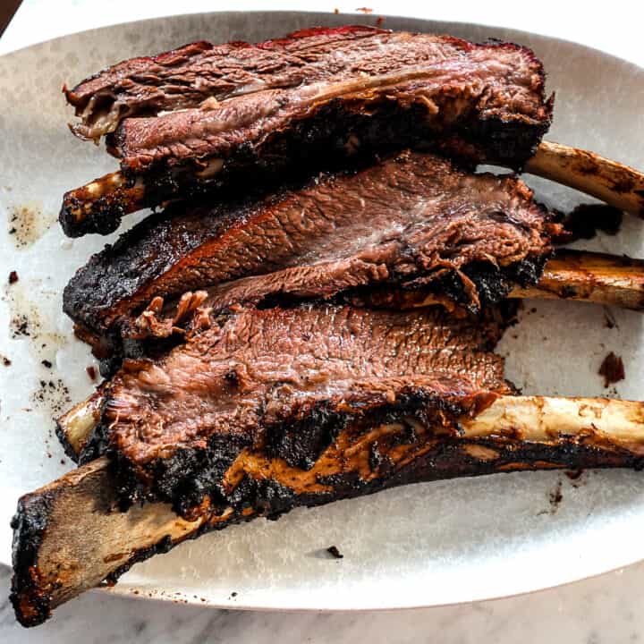 How To Smoke Dino Ribs on Traeger (Beef Plate Ribs) - Sip Bite Go