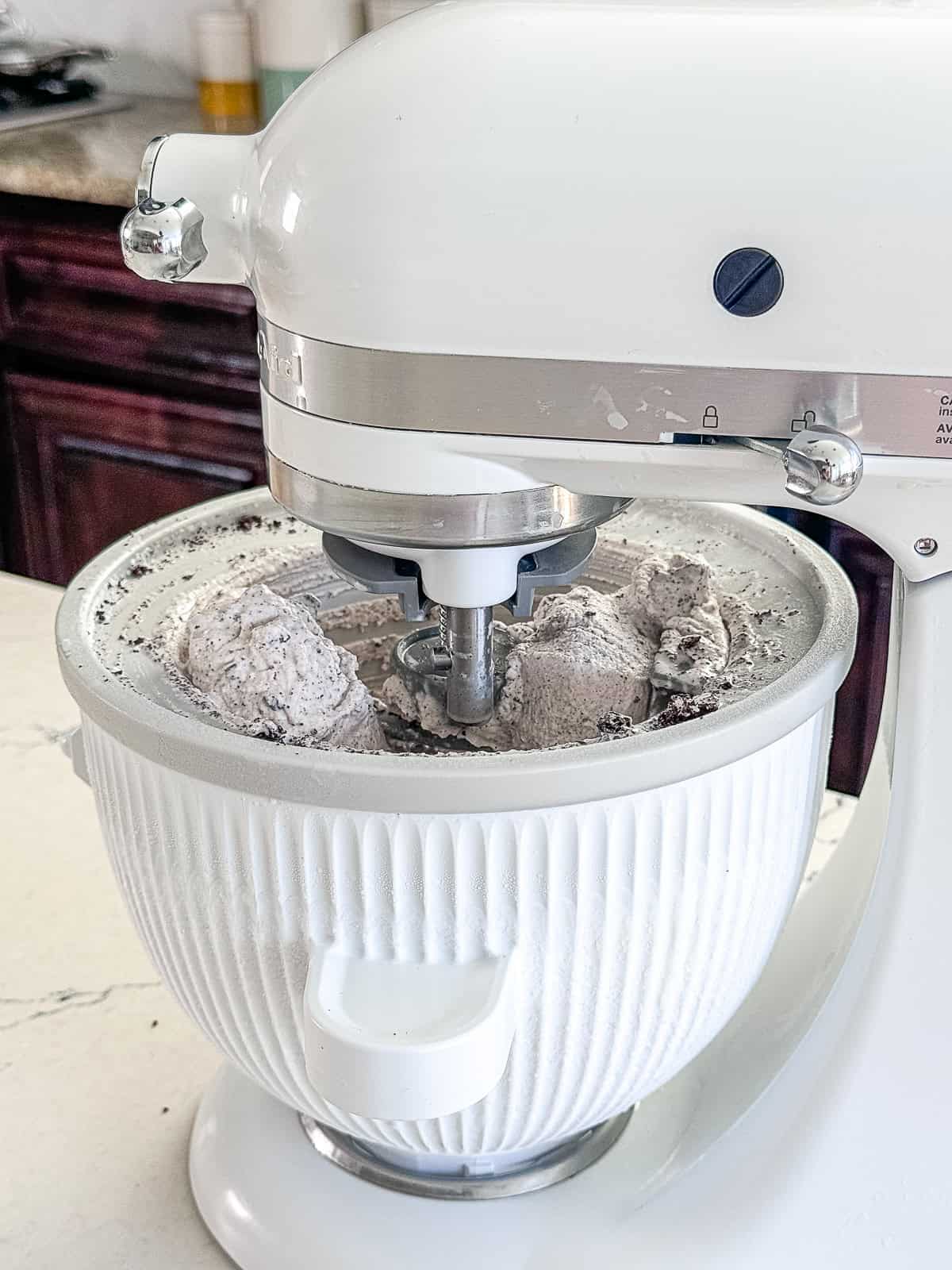 Making Homemade Cookies and Cream Ice Cream in Kitchenaid Stand Mixer 