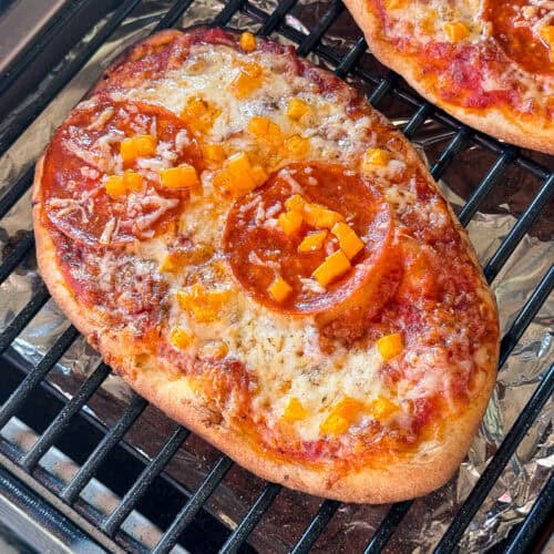 Frozen pizza on traeger hotsell