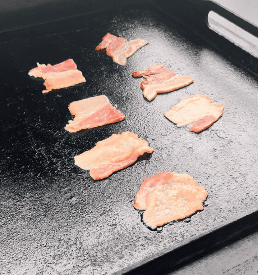 Griddle Cooking Bacon Slices