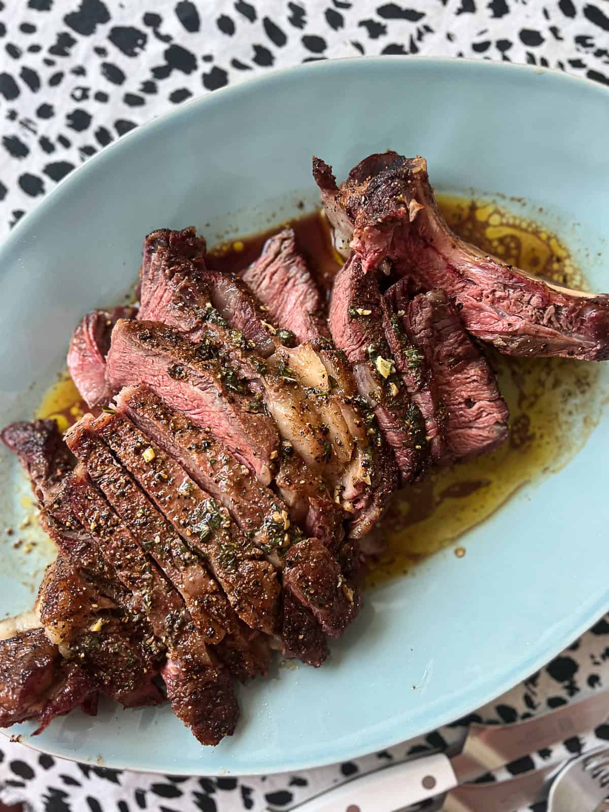 Smoked Tomahawk Steak platter