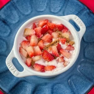 Viral 2 Ingredient Cheesecake with Biscoff Cookies and Strawberry Fruit