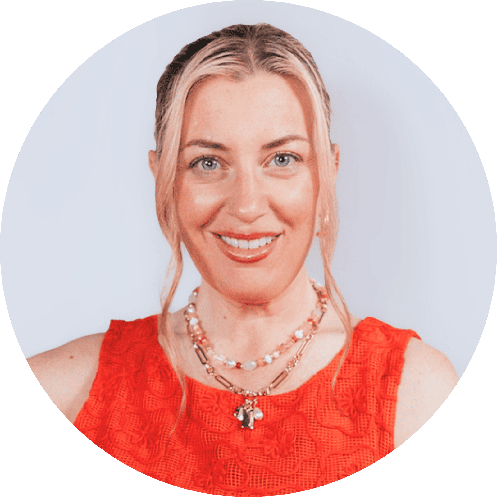 Jenna Passaro headshot food and travel blogger portrait